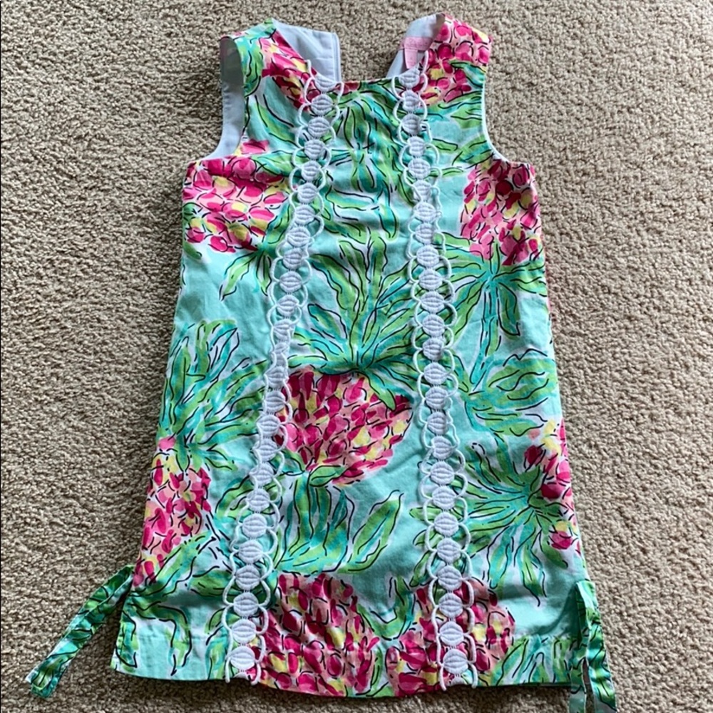 Lilly Pulitzer spike the punch size 8 shift